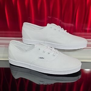 Vans Authentic Lowpro White White Men’s 6 Women’s 7.5 Skate Shoe Sneakers